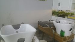 -茶发Salon·烫发染发理发