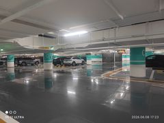 -金融街购物中心停车场