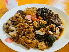 -吴长子卤菜馆(统一街店)