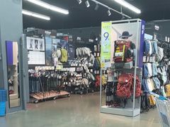 -迪卡侬(西华店)