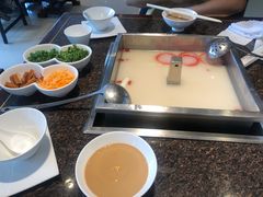 -皇城老妈·大连海鲜火锅(港湾店)