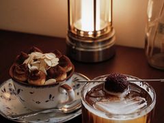 -Café Monson