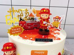 -焙丽拾光(麦凯乐直营店)