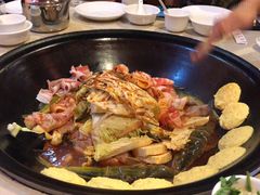 -王老六铁锅炖鱼(圣亚海洋店)