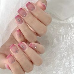 -UMl Nail 尤米美甲美睫半永久
