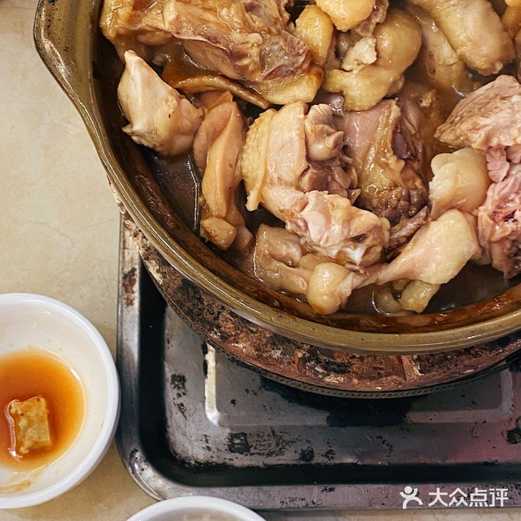 清远热菜榜首位❗️当地人推荐的天桥底餐馆•天桥底鸡煲🐔