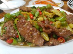 -严记小天府酸菜鱼(西四路店)