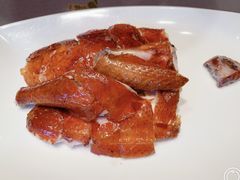 富贵脆皮鸡-新荣记(南京西路店)