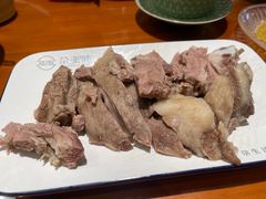 手抓羊肉-青海名吃尕张娃非遗烤肉(海湖总店)