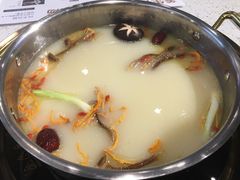 八珍养生菌汤锅-八珍玉食鸡煲·打边炉(印象城店)