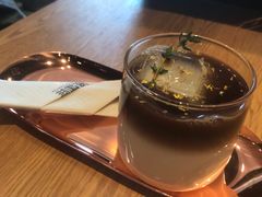 -ZING COFFEE 镜咖啡