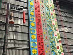 -极限PLAY运动娱乐新世界·团建派对潮玩休闲馆·室内蹦极高空游乐园