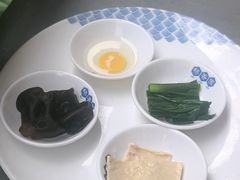 -桥香园云南过桥米线(红龙井店)