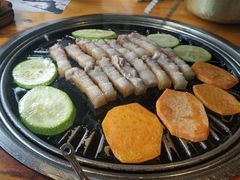 -唯成•韩国炭火烤肉 유성고기