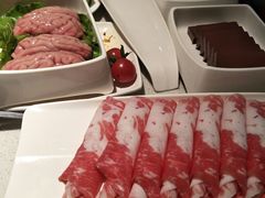 -海底捞火锅鲜切牛肉主题店(长寿路店)