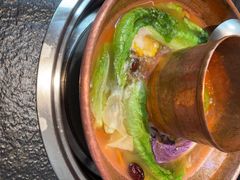 -菌自由丨野生菌火锅特色庭院餐厅(丽江古城店)