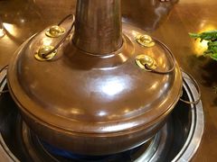 -岳记兴隆·青城腊排铜火锅(融创店)