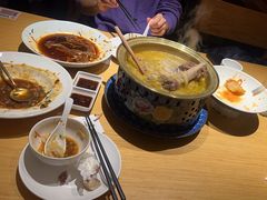 -关东小磨东北菜(上海长风大悦城店)