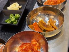 -臻牛烤肉