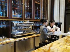 面包甜点陈列柜-万达瑞华酒店美食汇自助餐厅(楚河汉街店)