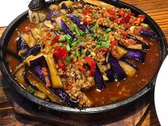 -老唐三下锅 ·张家界地标美食(溪布街店)