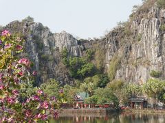 -星湖旅游景区七星岩