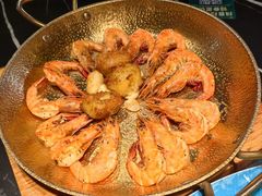 蒜味牛油焗新鲜明虾-粤·向群饭店(二沙岛店)