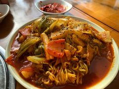 -亲昵春川鸡排(韩国美食街店)