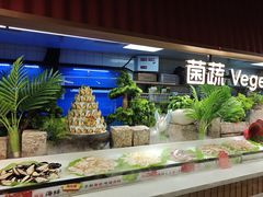 -四囍码头海鲜烧烤自助火锅(外滩南京东路悦荟广场店)