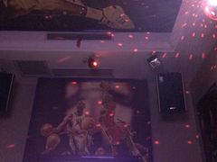 -朱古力纯K量贩式KTV(国庆中路店)