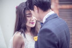 欧美时尚-巴黎婚纱摄影工作室