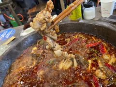 美蛙-老船夫石锅苗苗鱼·老字号(三道堰总店)