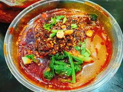 -哈海英麻辣烫(中华西路步行街店)