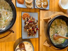 -勺子米线·云南传统小吃市集(四方街店)