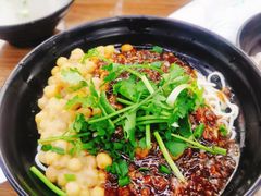 -耙豌豆重庆小面