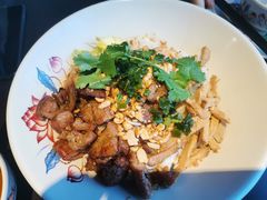 -大头虾越式风味餐厅(光明广场店)