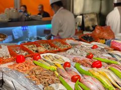 -沈家门海鲜夜排档(东港店)