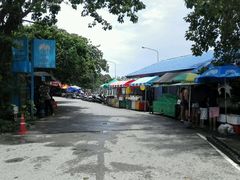 -拉威海鲜市场