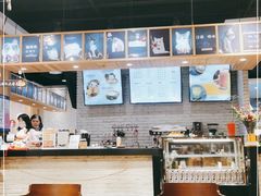 -藏猫猫咖啡主题馆(中央大道店)