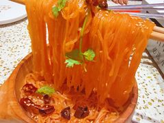 -小董哥烤串·爆汁大油边(故宫店)