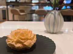 -潮一不贰·法式甜品·生日蛋糕·西式简餐(外滩店)