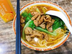 麻辣肥肠面-天府面庄(天平路店)