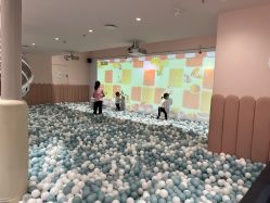 -奈尔宝·儿童乐园·亲子餐厅(鄞州万达店)