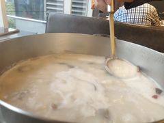 -捞王锅物料理(上海世茂广场店)