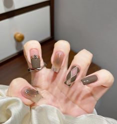 -兔猫ToMoreNails美甲美睫