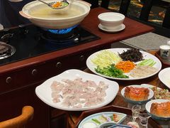 -龙悦湾酒家·八阵鱼生·渔人码头店