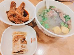 鸭血粉丝汤-佬钱湾仔(衣裳街店)