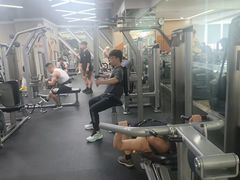 -美航国际健身(北京华联店)