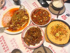 -堂瓦里·33年传统赣菜(第一街区店)