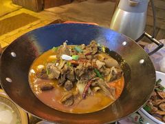 -富正毅三下锅·湘西韵味(天门山索道店)